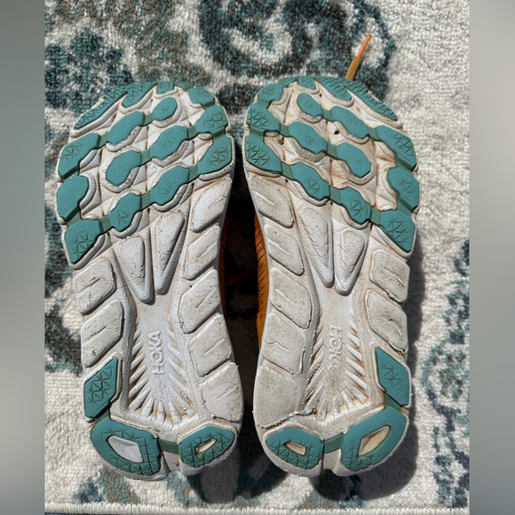 Hoka Rincon 3 Camellia/ Radiant Yellow size 8B - Picture 11 of 11